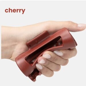 Mello Cloud Claw Clip Classic in Cherry